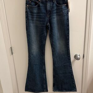 Etica Atlanta Mid Rise Flare Southern Star. NWT